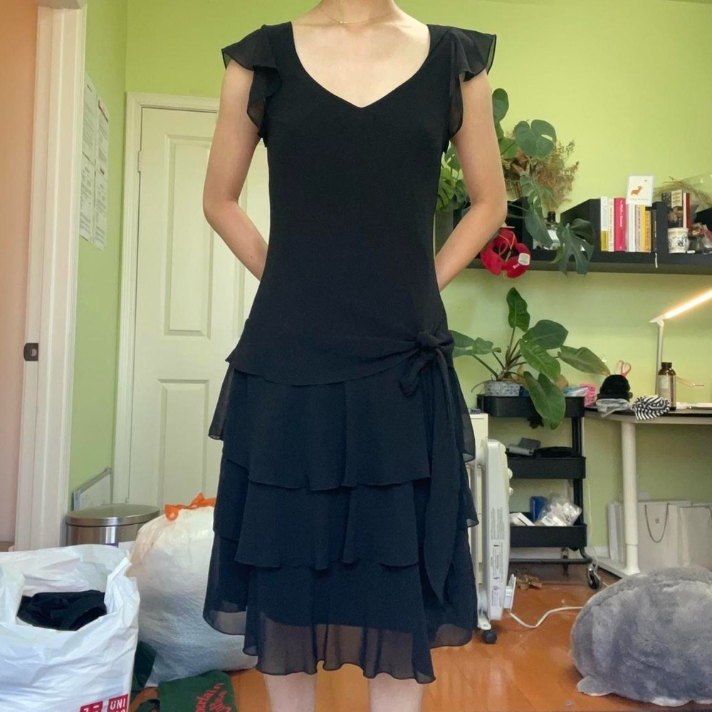 VINTAGE flowy black dress